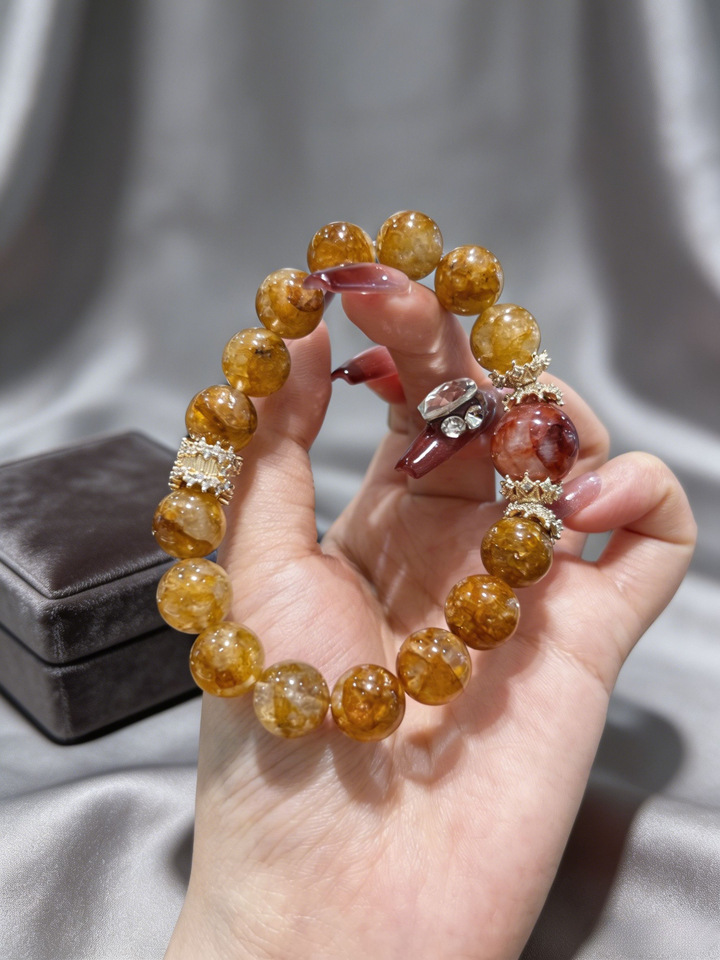 "Honey Flame & Golden Feast" — Premium Yellow & Red Hematoid Quartz Vintage Single-Loop Bracelet