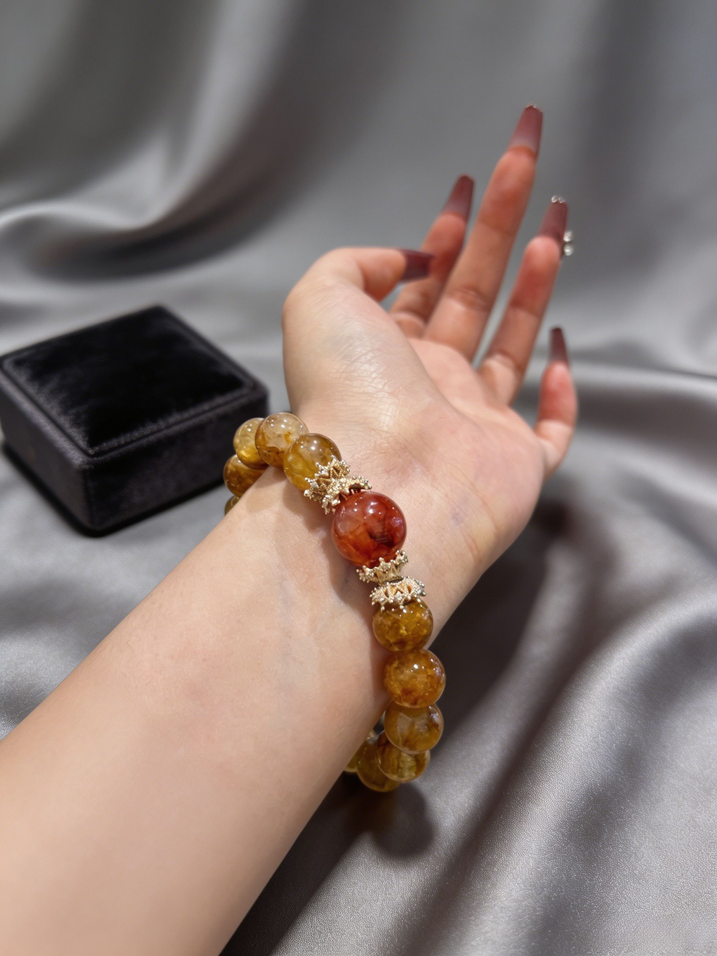 "Honey Flame & Golden Feast" — Premium Yellow & Red Hematoid Quartz Vintage Single-Loop Bracelet