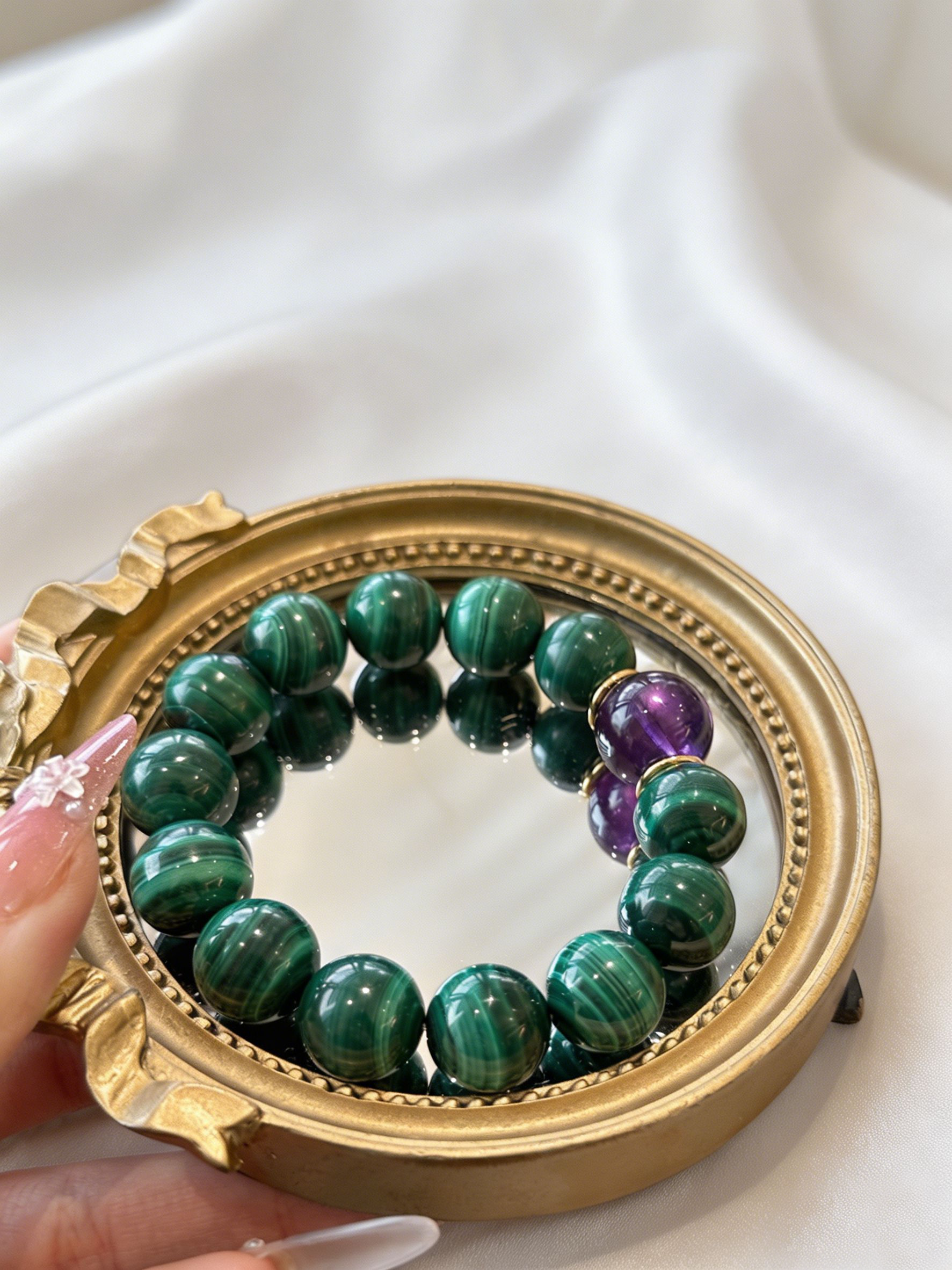 Emerald Ridge Violet Aura product image 3